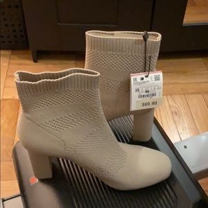 Zara dark beige/tan sock bootie in 7.5/EU38